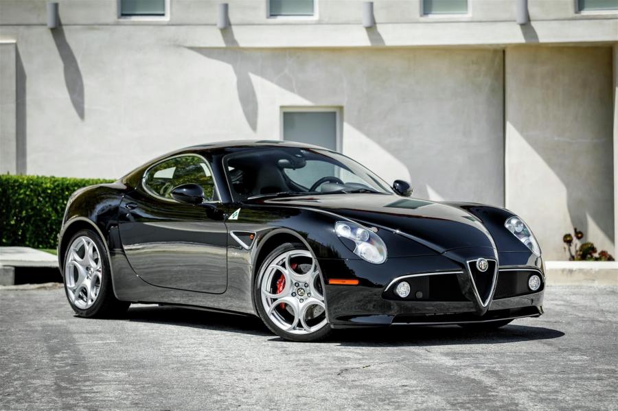  Alfa Romeo 8C Competizione 2008 года  (фото 1 из 143)